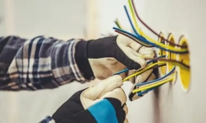 Panel-villanyszereles